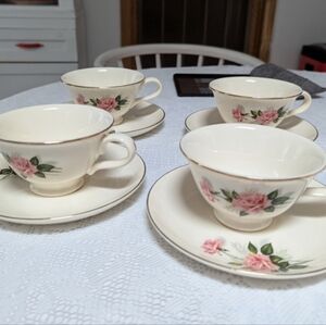 Elegant Rose Pattern Teacup and Saucer Set - Cream and Pink